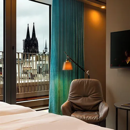 One Koeln-neumarkt Отель