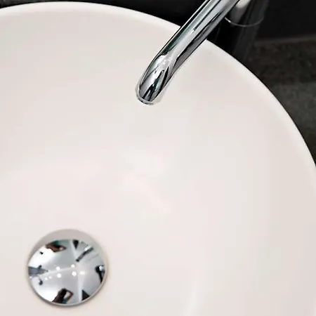 One Koeln-neumarkt 3*