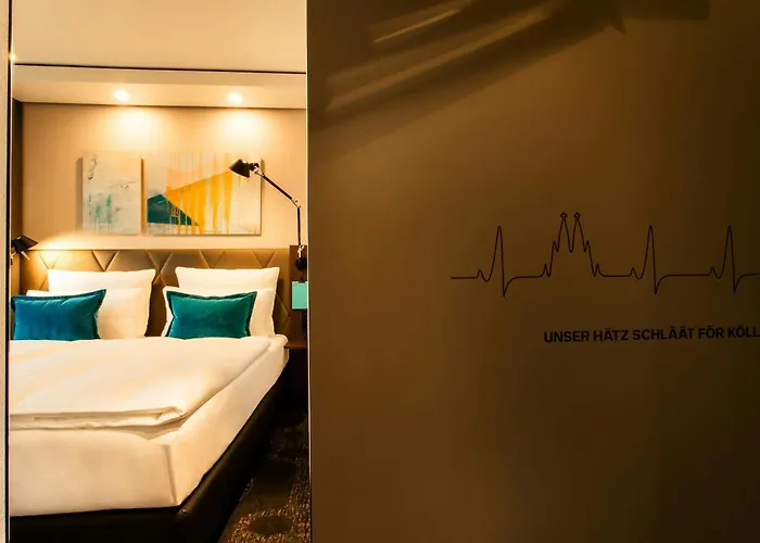 Hotel One Koeln-neumarkt 3*